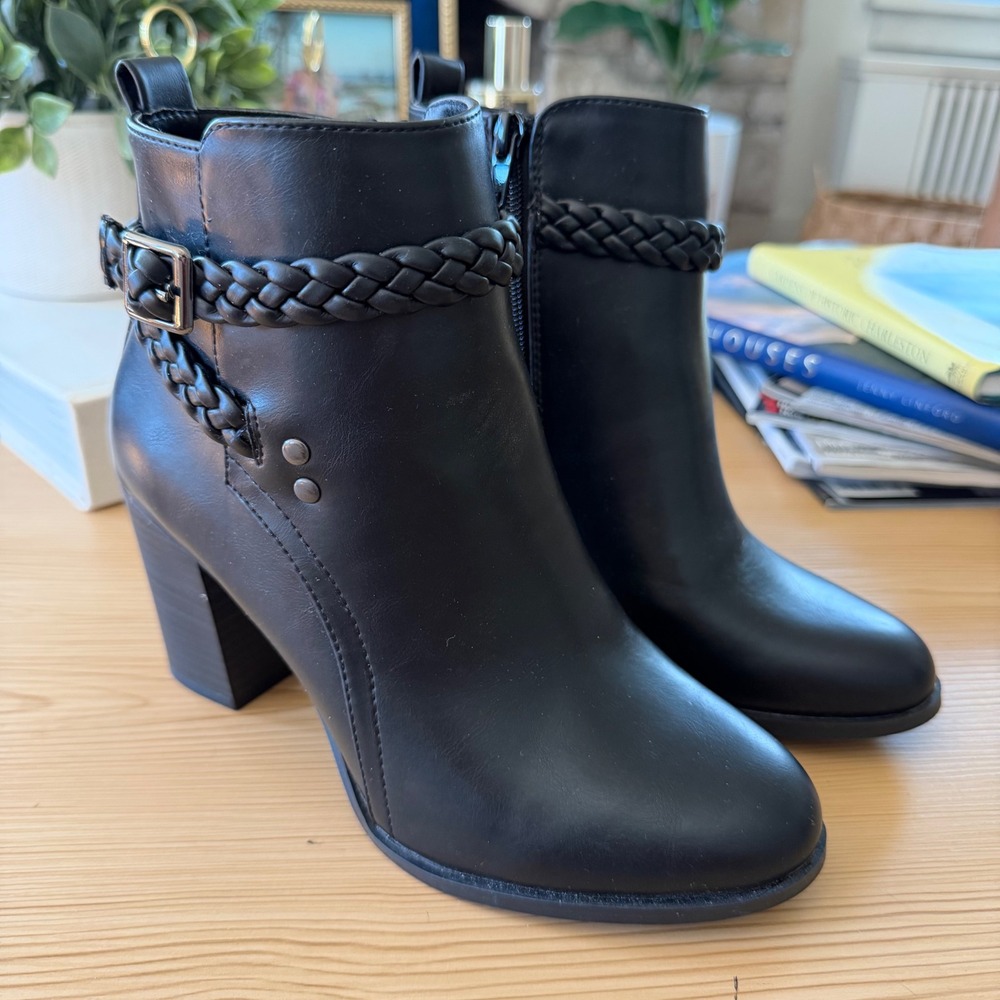 American Eagle Womens Black Braided Strap Block Heel Ankle Boots Size 6.5W